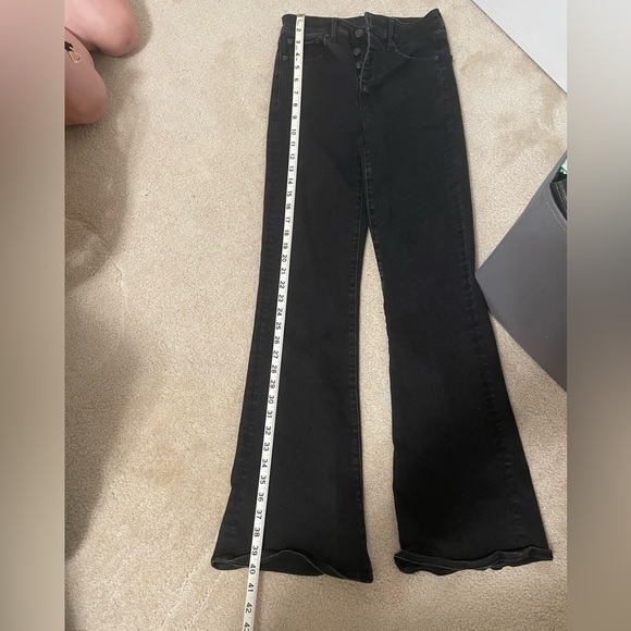 American Eagle Jeans - Picture 6 of 9